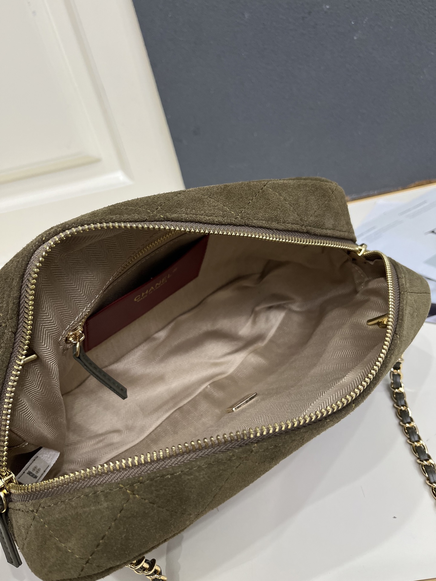 Cheap Chanel AAA quality Handbags in 220193, $105 USD- [IB220193] - Replica Chanel AAA quality Handbags