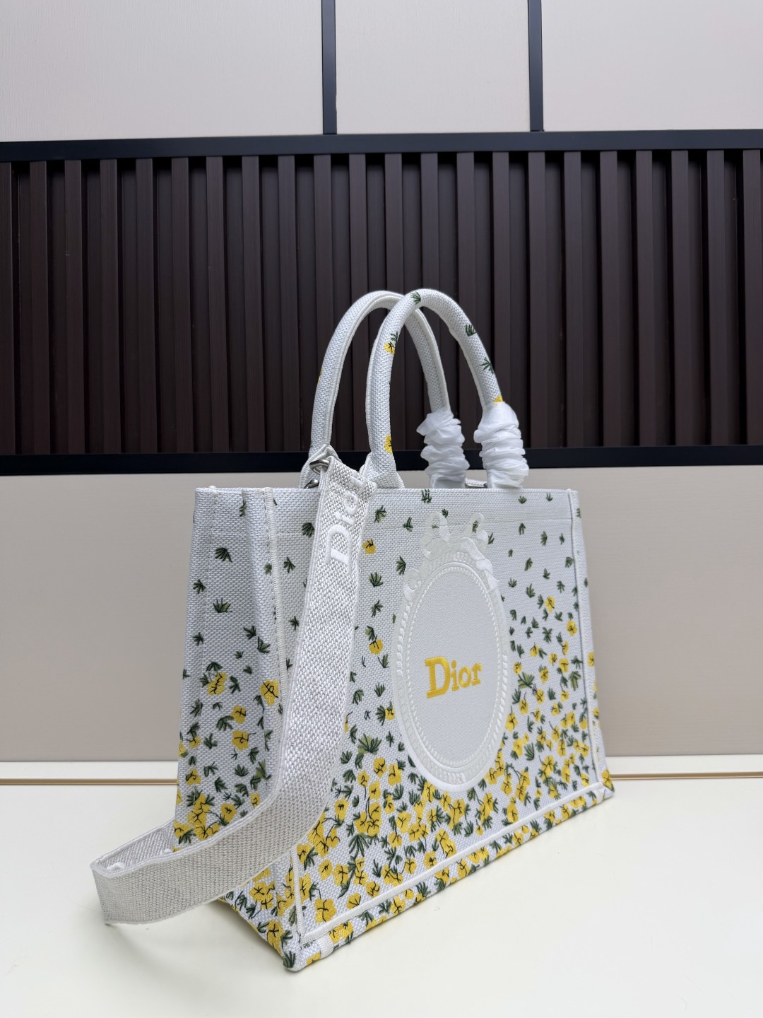 Cheap Dior AAA Quality Handbags in 220216, $110 USD- [IB220216] - Replica Dior AAA Quality Handbags