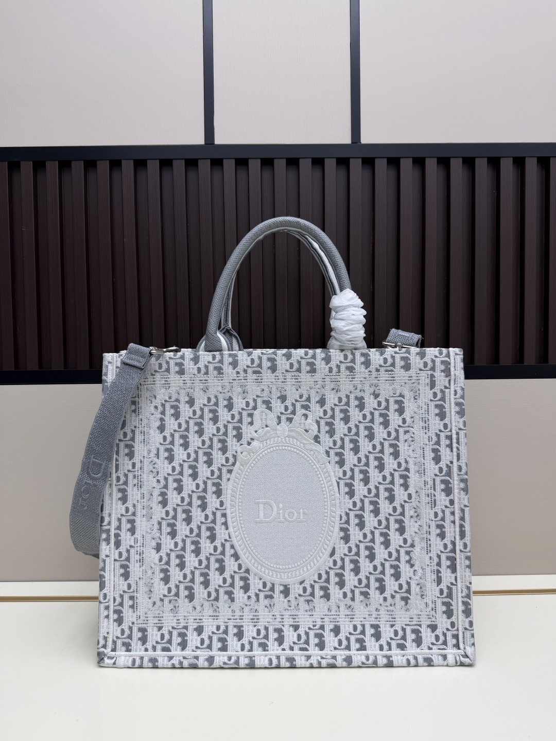 Cheap Dior AAA Quality Handbags in 220229, $110 USD- [IB220229] - Replica Dior AAA Quality Handbags