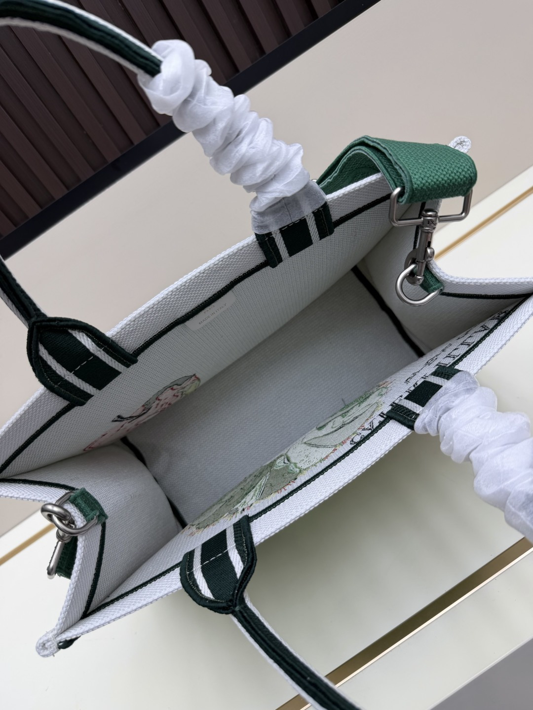 Cheap Dior AAA Quality Handbags in 220232, $110 USD- [IB220232] - Replica Dior AAA Quality Handbags