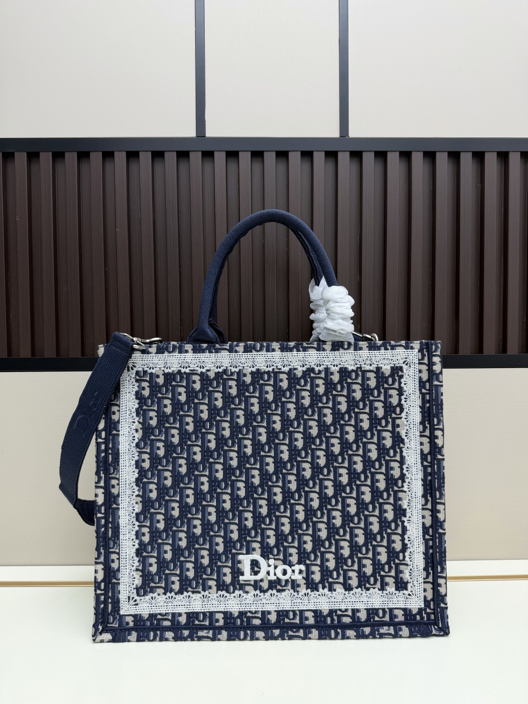 Cheap Dior AAA Quality Handbags in 220235, $110 USD- [IB220235] - Replica Dior AAA Quality Handbags