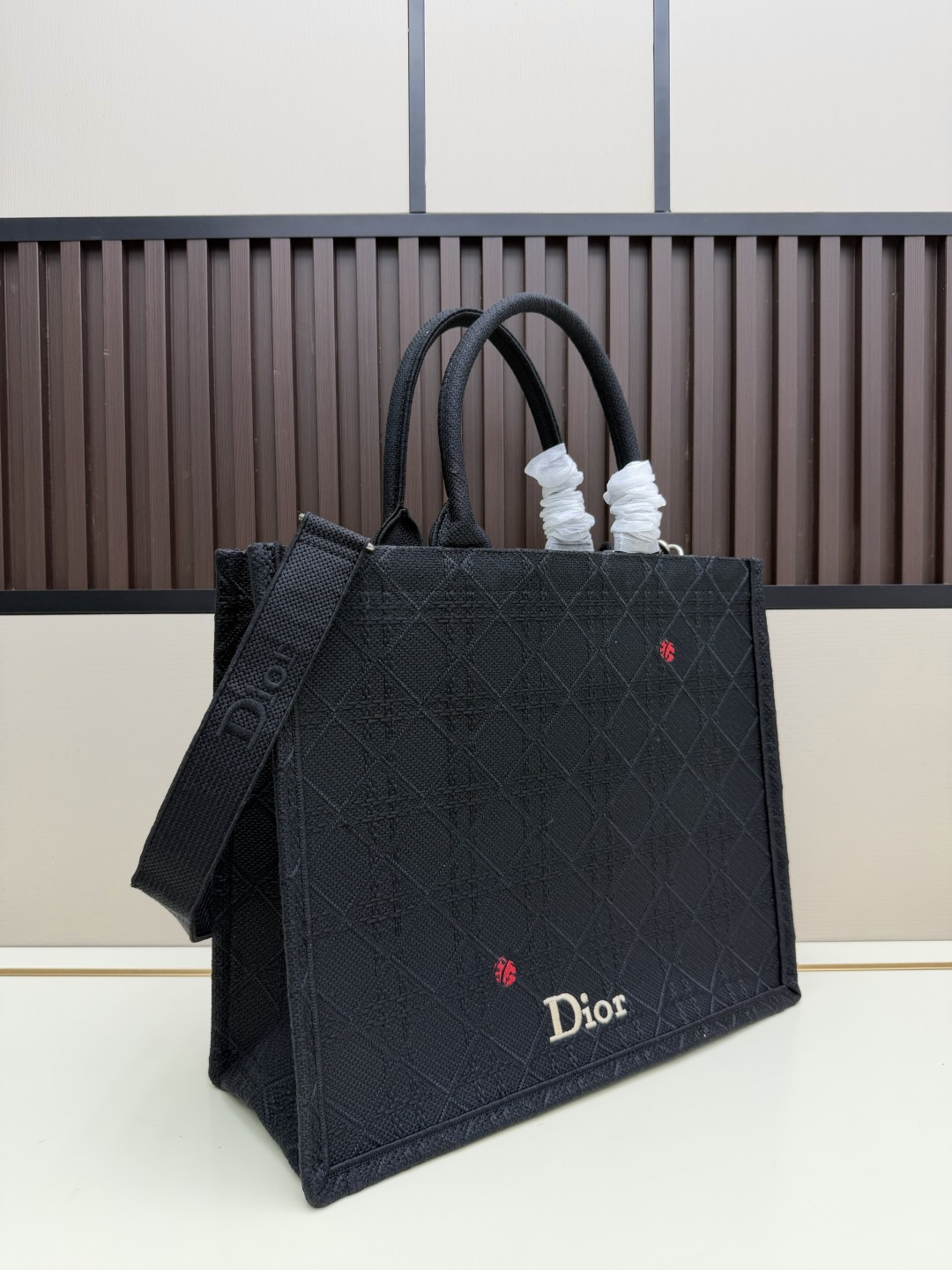 Cheap Dior AAA Quality Handbags in 220236, $110 USD- [IB220236] - Replica Dior AAA Quality Handbags