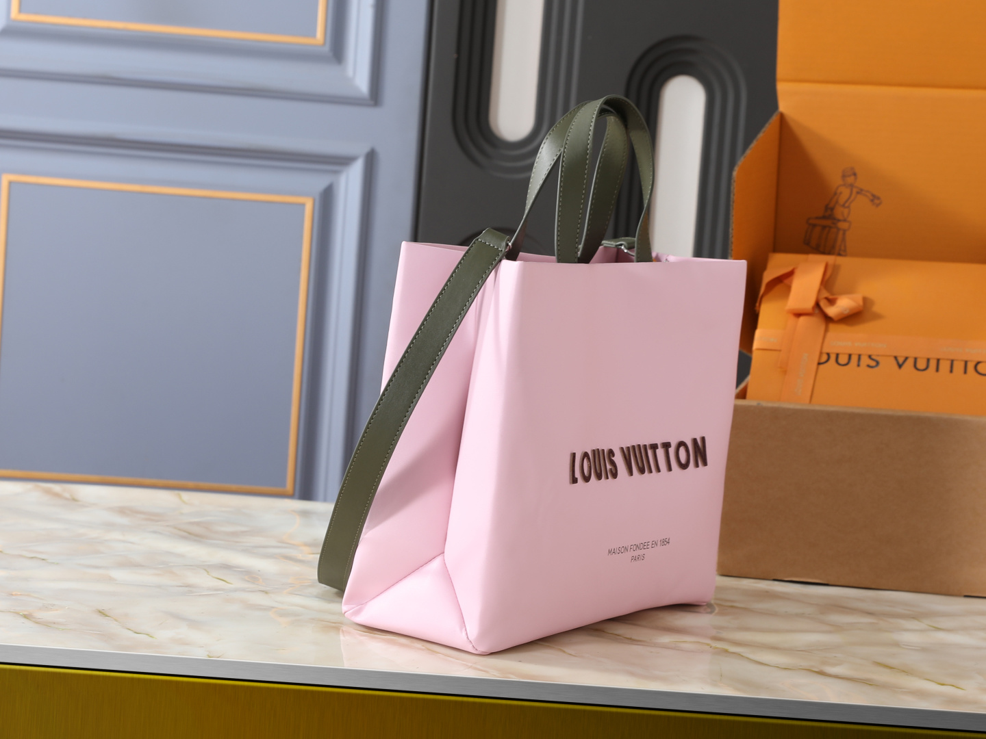 Cheap Louis Vuitton AAA Quality Handbags in 220249, $95 USD- [IB220249] - Replica Louis Vuitton AAA Quality Handbags