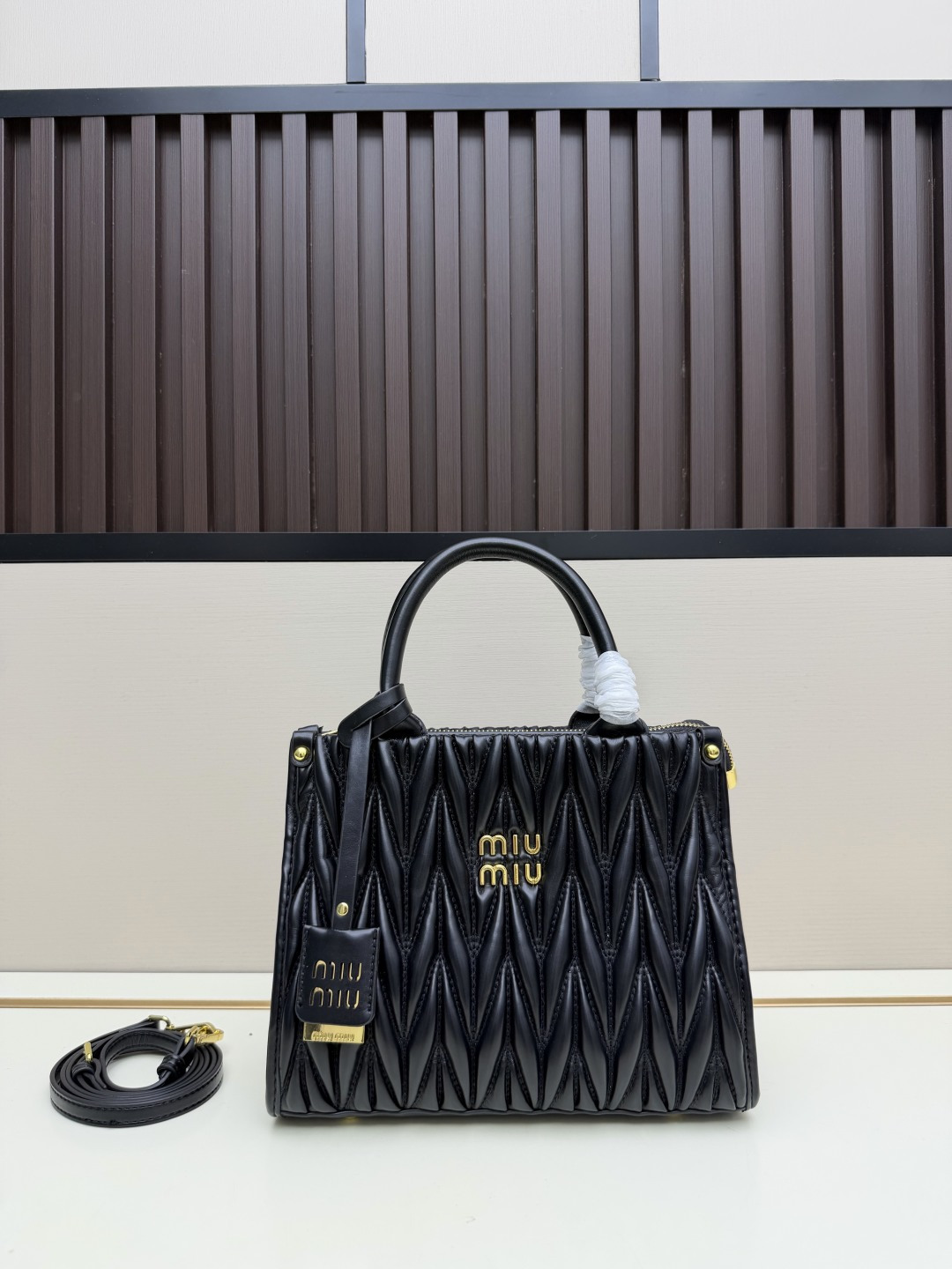 Cheap MiuMiu High quality Handbags in 220267, $105 USD- [IB220267] - Replica MiuMiu High quality Handbags