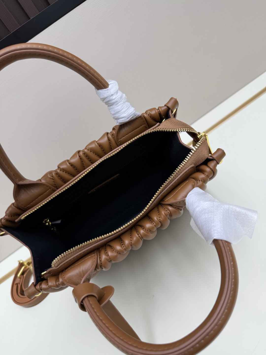 Cheap MiuMiu High quality Handbags in 220269, $105 USD- [IB220269] - Replica MiuMiu High quality Handbags