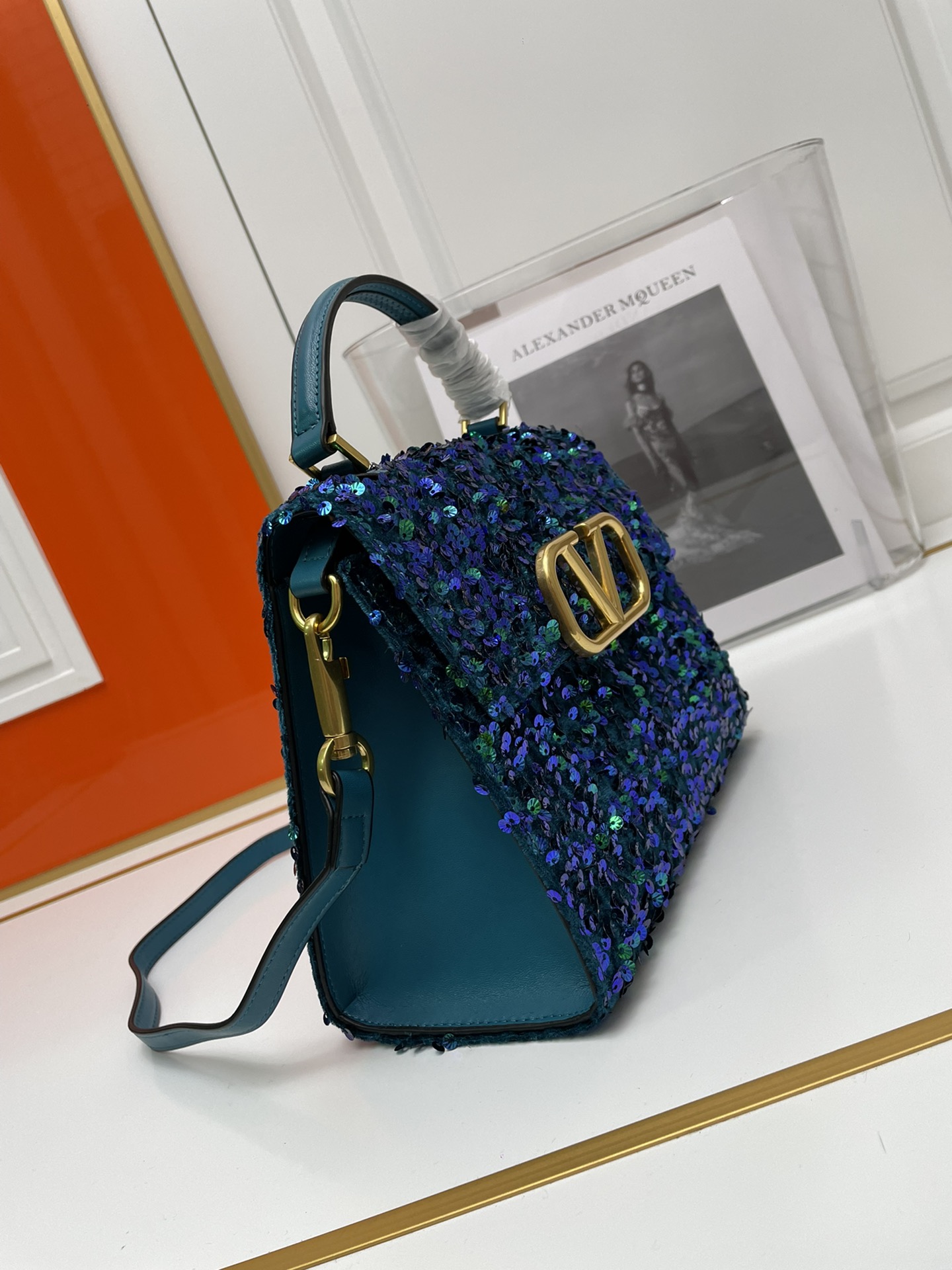 Cheap Valentino AAA quality Handbags in 220284, $130 USD- [IB220284] - Replica Valentino AAA quality Handbags
