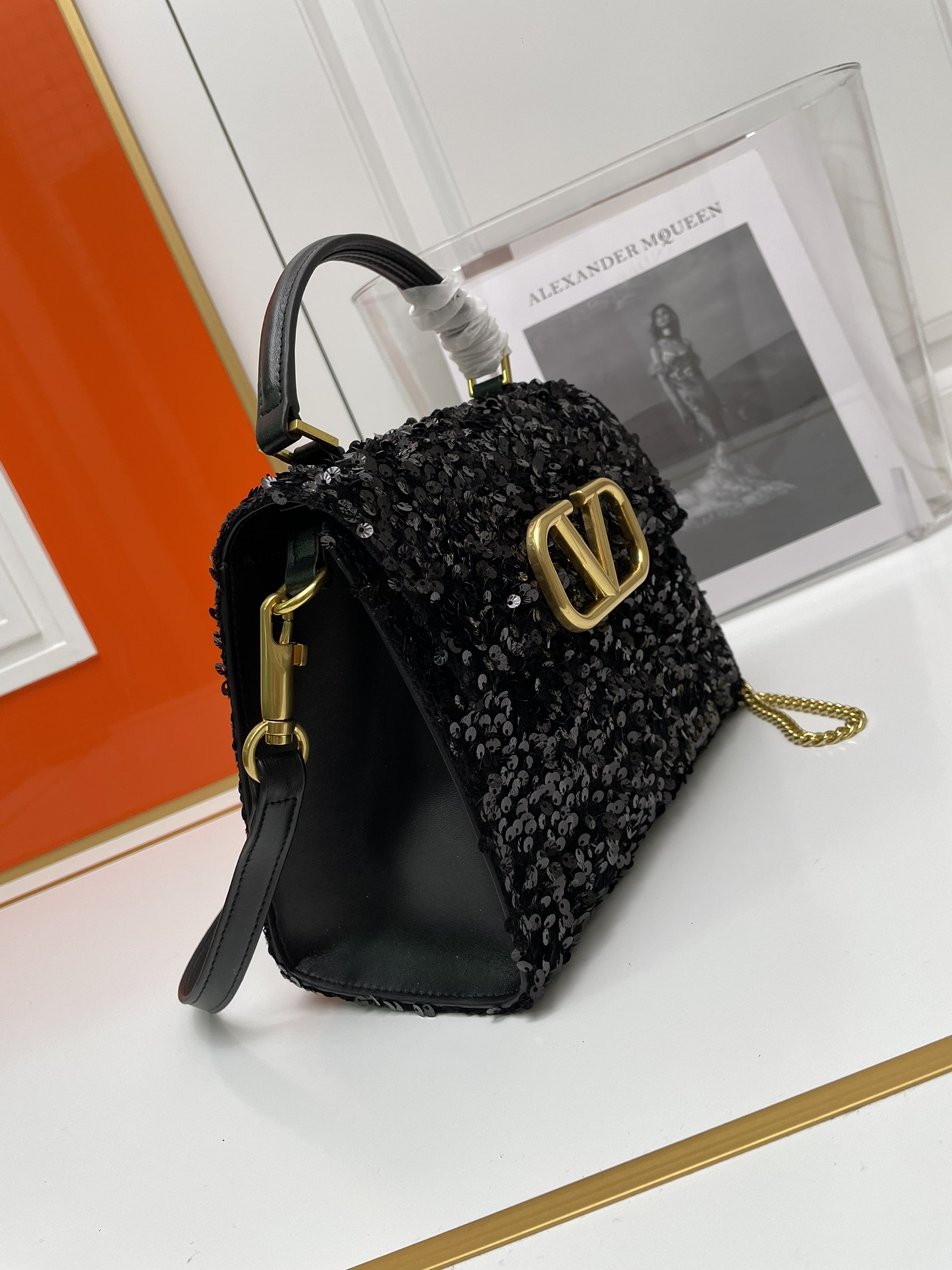 Cheap Valentino AAA quality Handbags in 220285, $130 USD- [IB220285] - Replica Valentino AAA quality Handbags