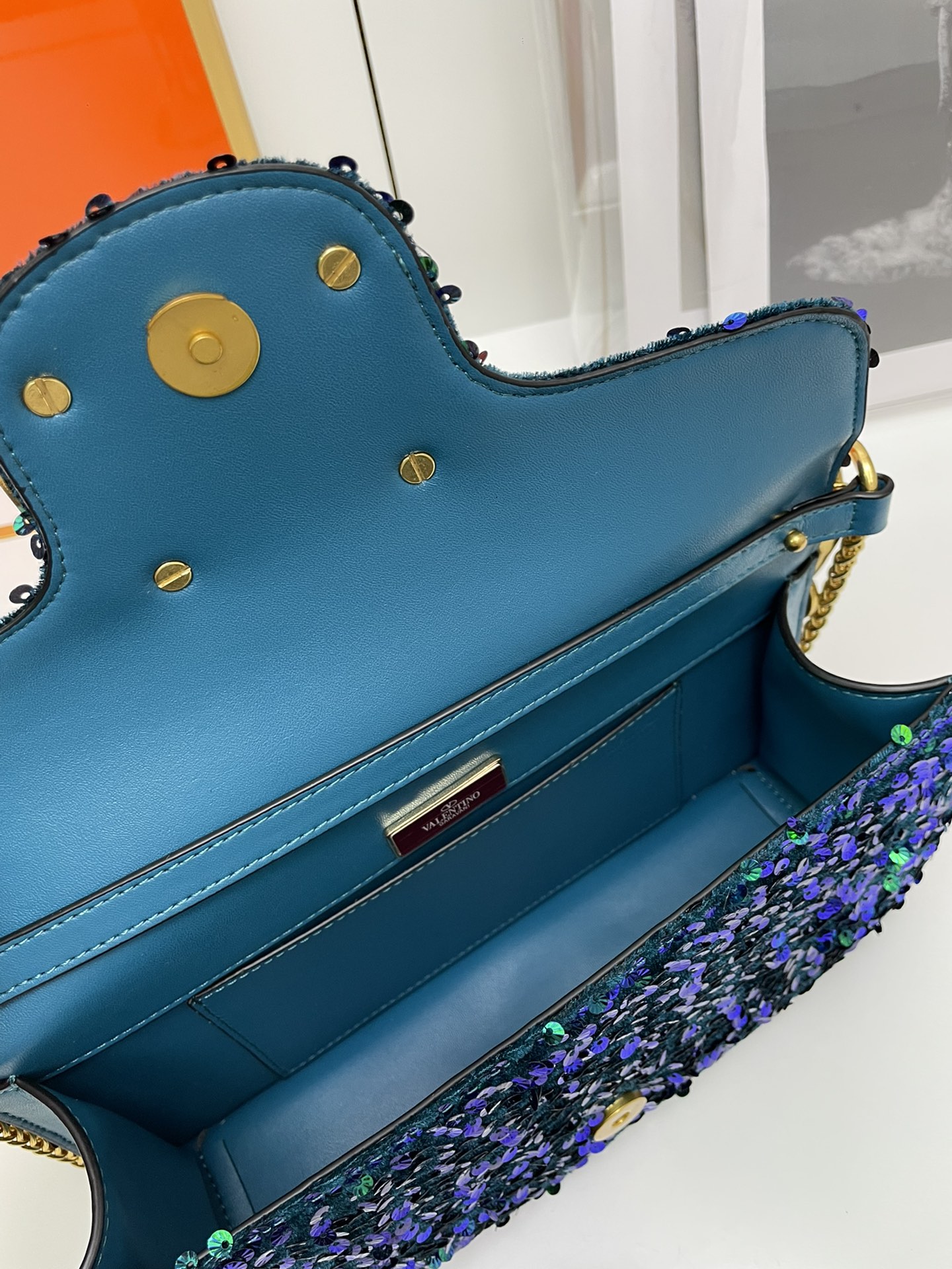 Cheap Valentino AAA quality Handbags in 220289, $110 USD- [IB220289] - Replica Valentino AAA quality Handbags