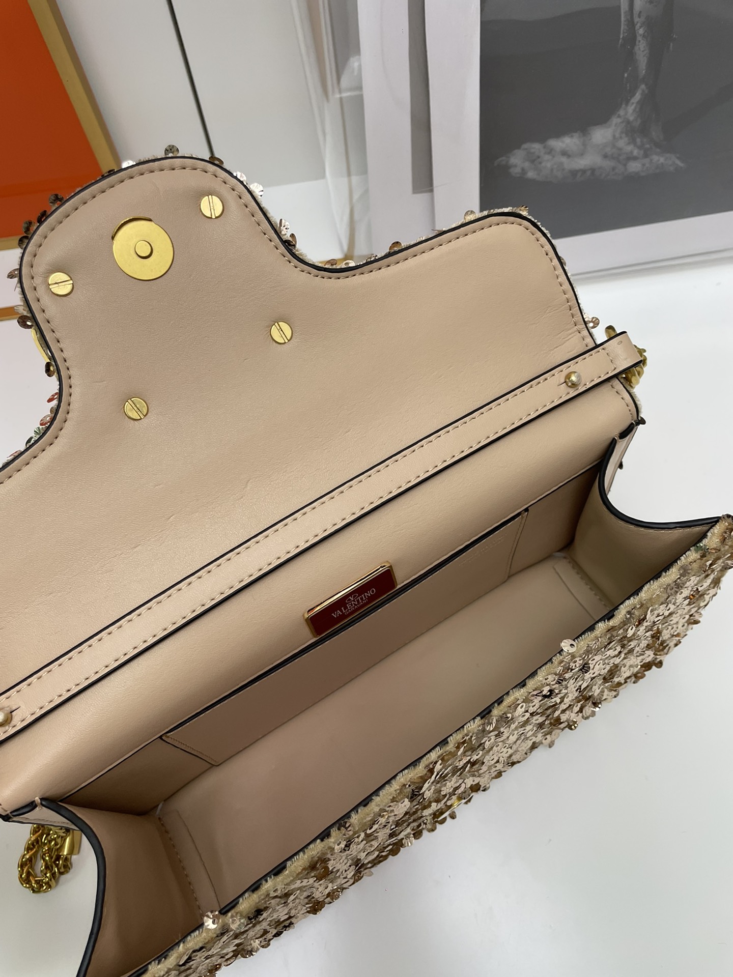 Cheap Valentino AAA quality Handbags in 220290, $110 USD- [IB220290] - Replica Valentino AAA quality Handbags