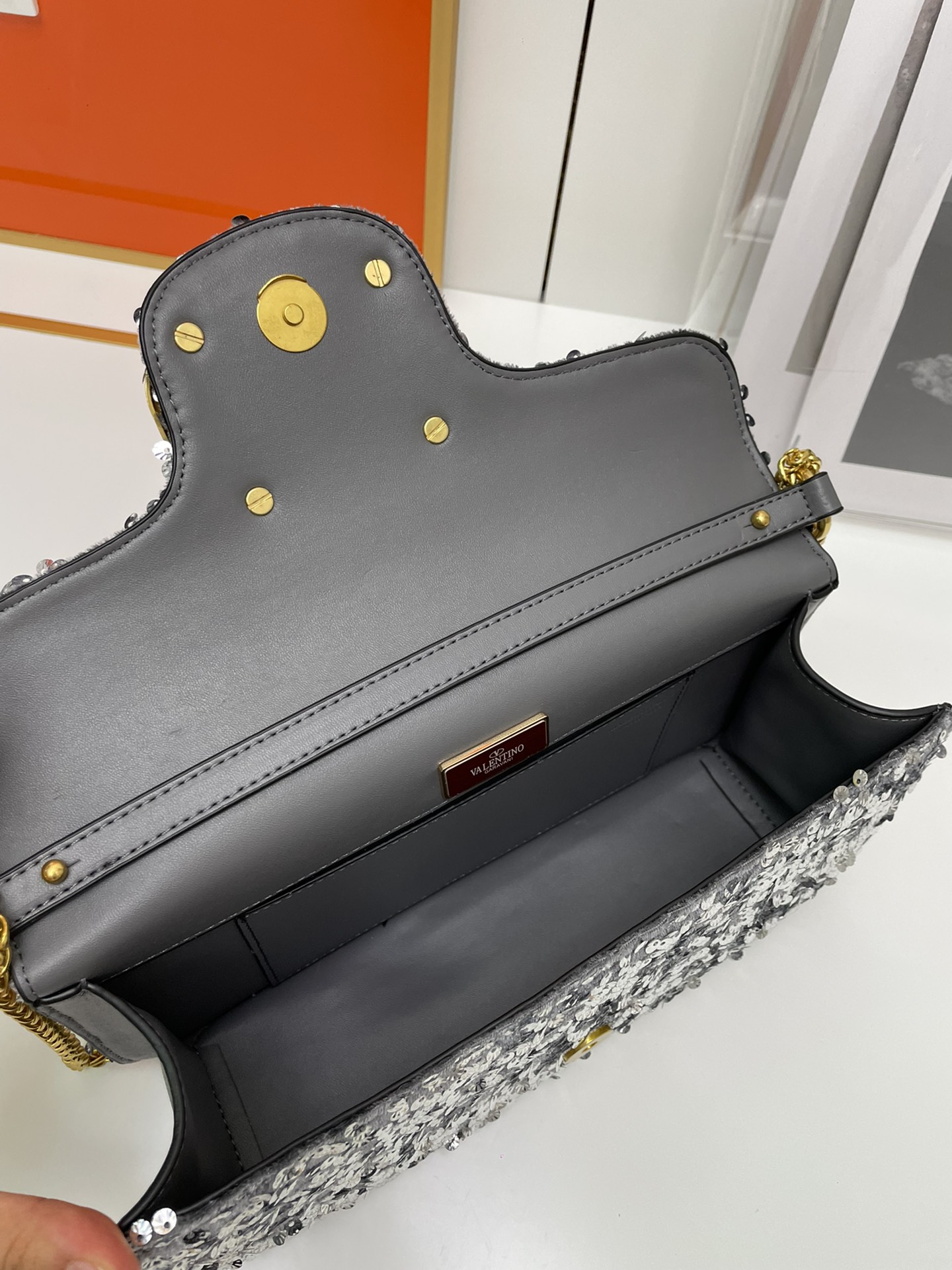 Cheap Valentino AAA quality Handbags in 220292, $110 USD- [IB220292] - Replica Valentino AAA quality Handbags