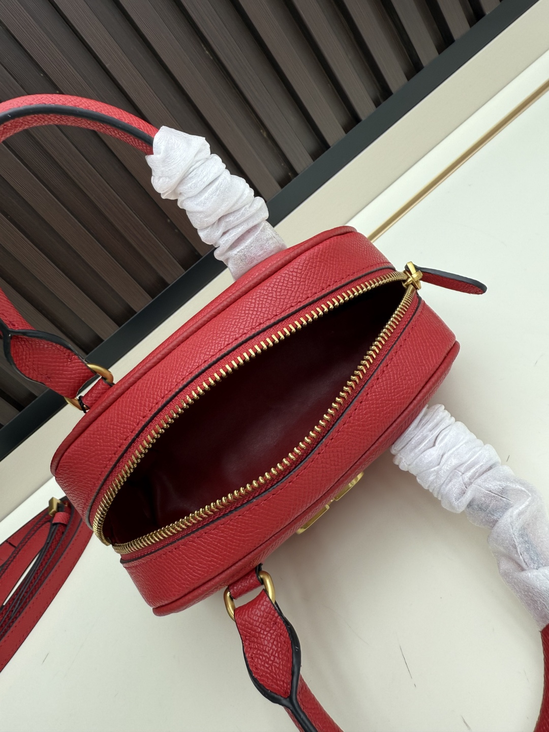 Cheap Valentino AAA quality Handbags in 220303, $95 USD- [IB220303] - Replica Valentino AAA quality Handbags