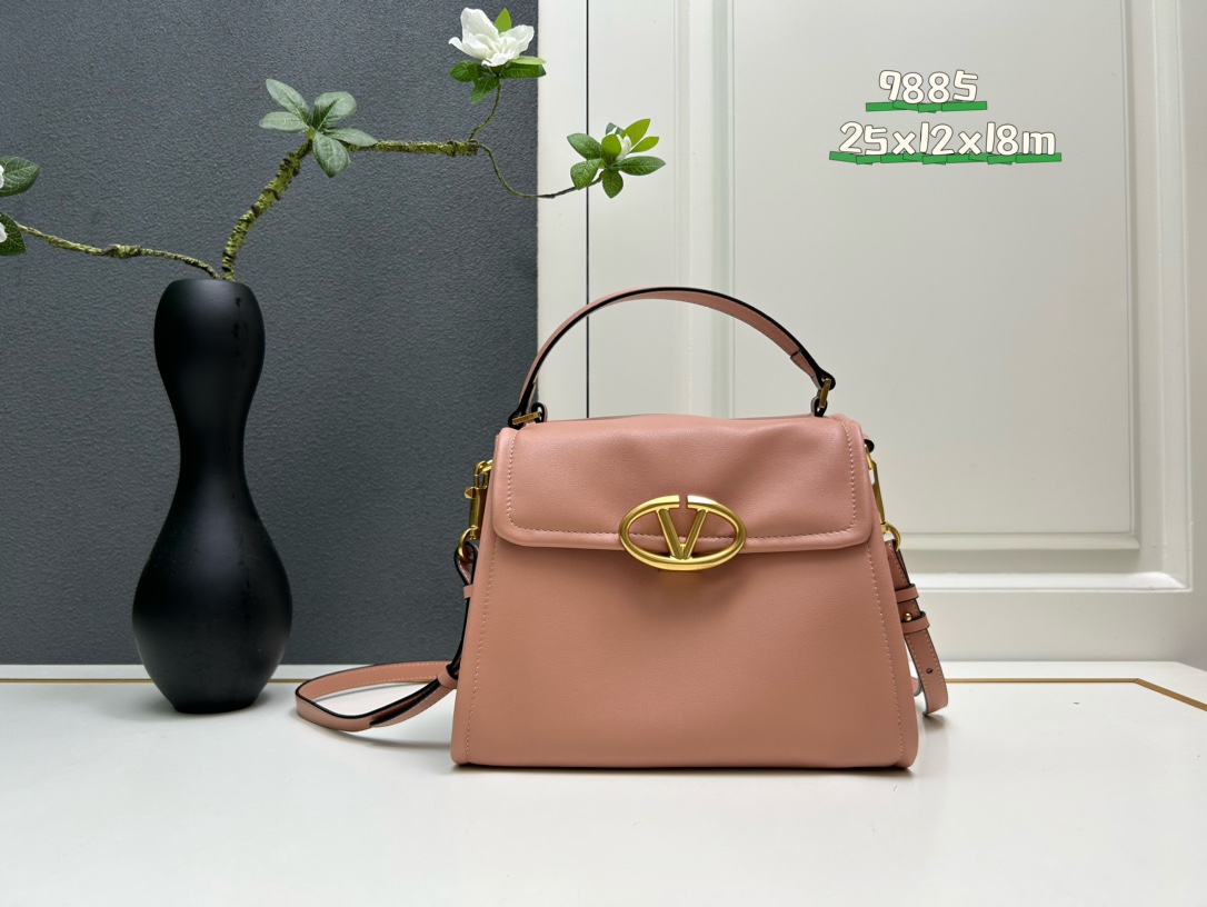 Cheap Valentino AAA quality Handbags in 220313, $110 USD- [IB220313] - Replica Valentino AAA quality Handbags