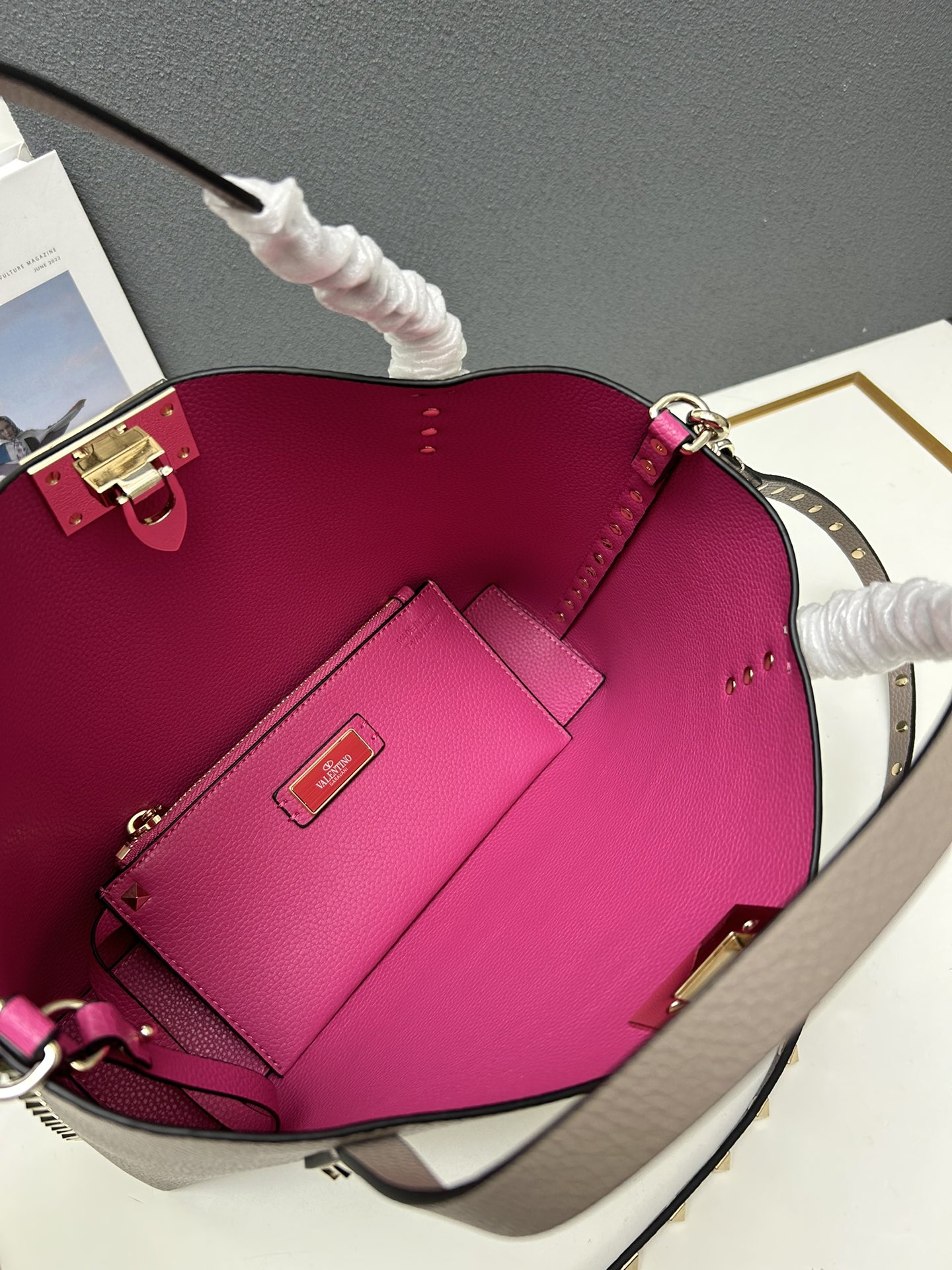 Cheap Valentino AAA quality Handbags in 220315, $110 USD- [IB220315] - Replica Valentino AAA quality Handbags