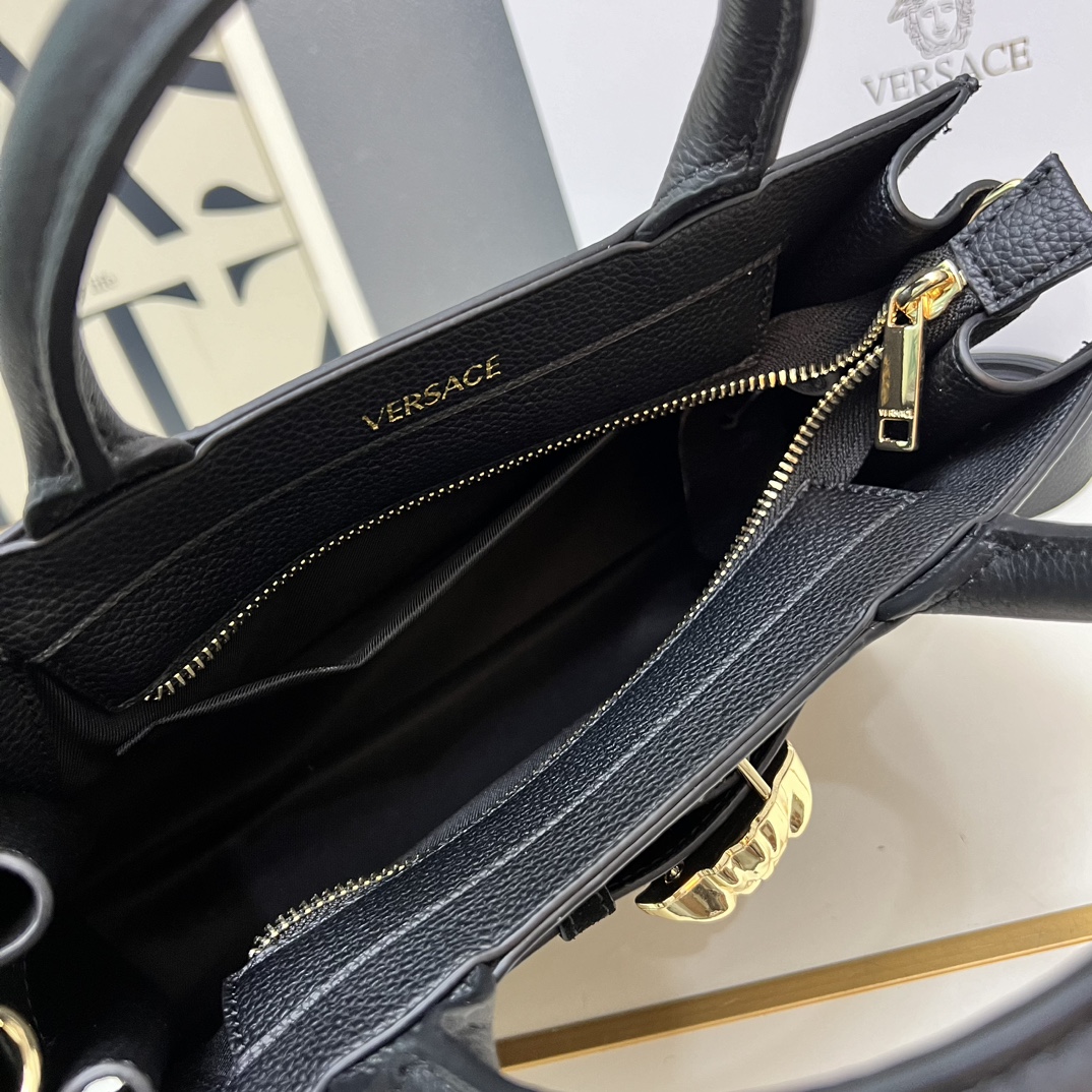 Cheap Versace  AAA Quality Handbags in 220320, $135 USD- [IB220320] - Replica Versace  AAA Quality Handbags
