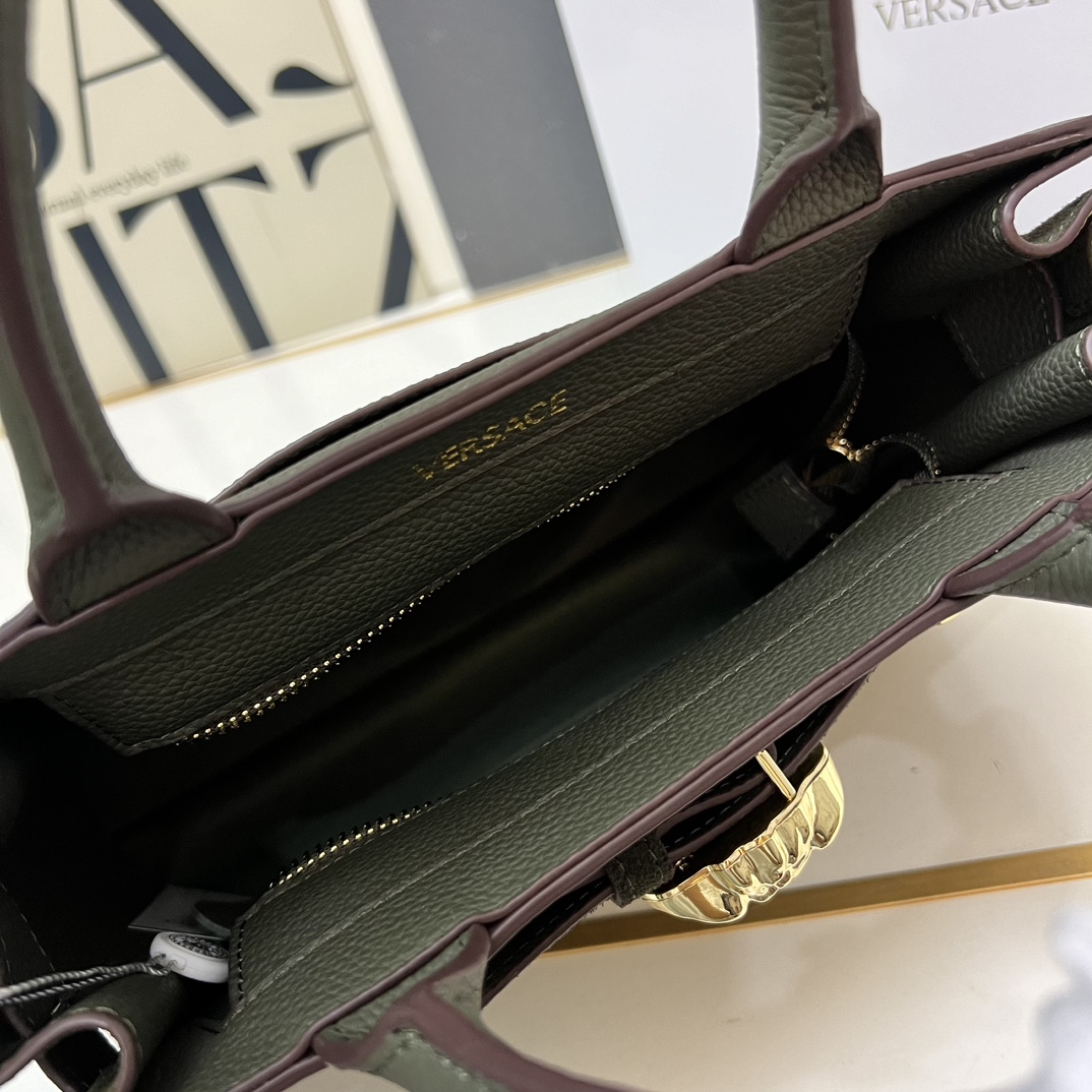Cheap Versace  AAA Quality Handbags in 220324, $135 USD- [IB220324] - Replica Versace  AAA Quality Handbags
