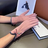New Arrivals Chanel Gloves in 218582