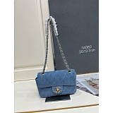 Chanel AAA quality Handbags in 220147