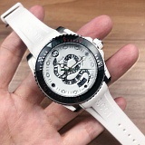 Gucci AAA Quality Watches in 220388