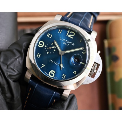 Panerai Watches in 220477