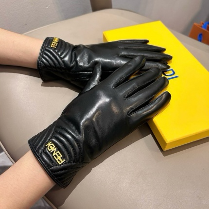 Cheap Gloves in 220543, $45 USD- [IB220543] - Replica Gloves