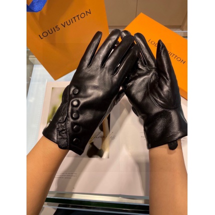 Gloves in 220642