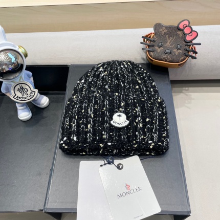 Moncler Hats in 220702