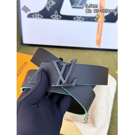 Louis Vuitton AAA Belts in 220860