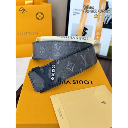 Louis Vuitton AAA Belts in 220911