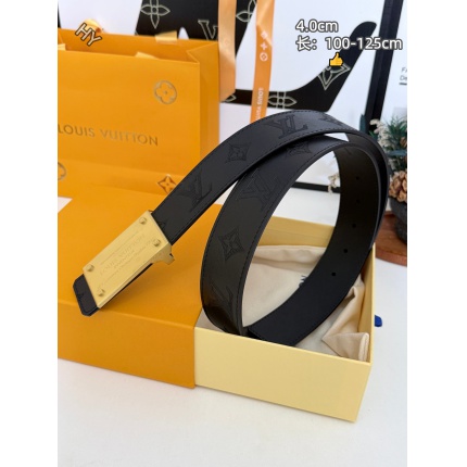 Louis Vuitton AAA Belts in 220922