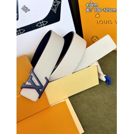Louis Vuitton AAA Belts in 220938