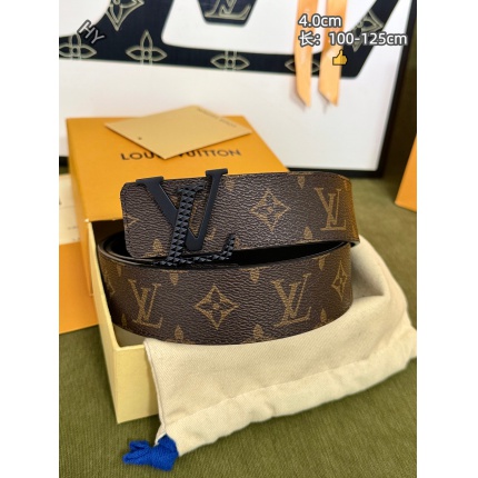 Louis Vuitton AAA Belts in 220944