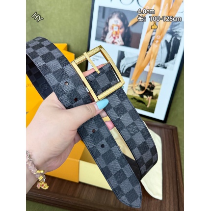 Louis Vuitton AAA Belts in 220961