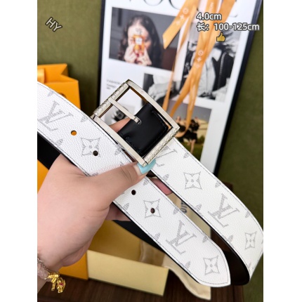 Louis Vuitton AAA Belts in 220963