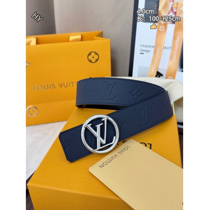 Louis Vuitton AAA Belts in 220988