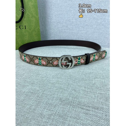 Gucci AAA Quality Belts in 221090