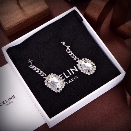 Celine Earring in 221110