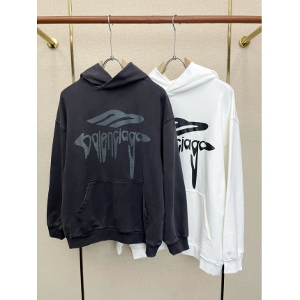 Balenciaga Hoodies for Men in 221153