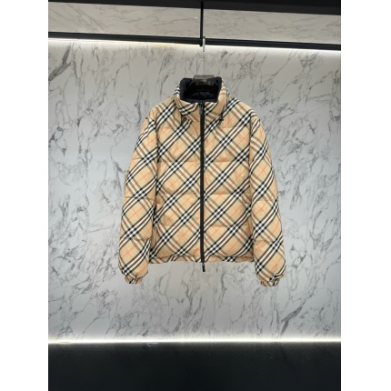 Burberry Jackets for Men in 221157