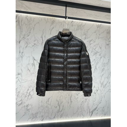Moncle Thick Coats For Men in 221276