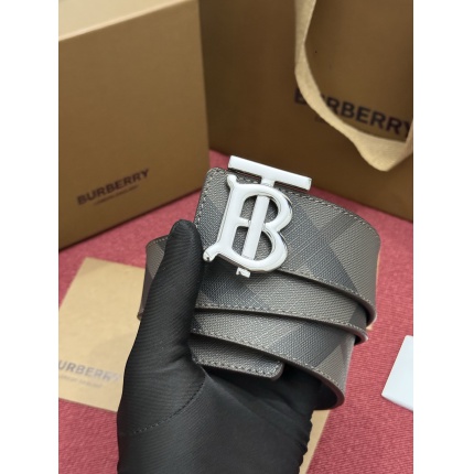Burberry AAA Quality Belts in 221337