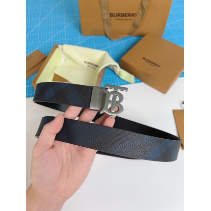 Burberry AAA Quality Belts in 221342