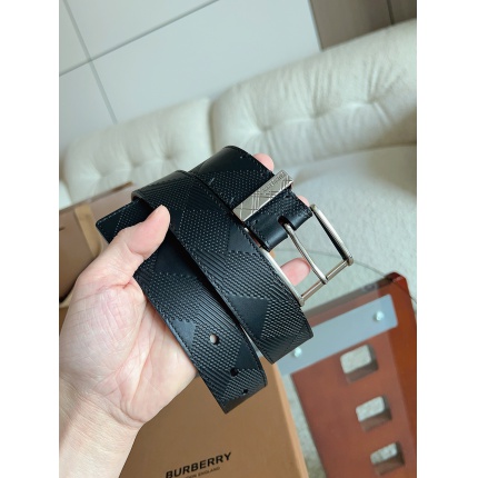 Burberry AAA Quality Belts in 221347