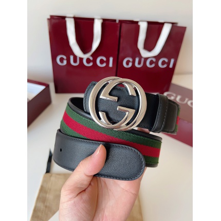 Gucci AAA Quality Belts in 221408