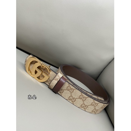 Gucci AAA Quality Belts in 221441