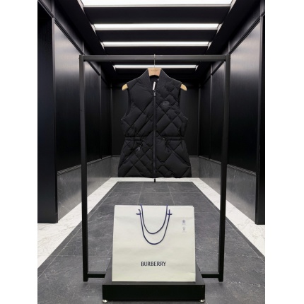 Burberry Trench Coats For Women in 221496