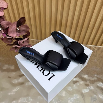 Loewe Slippers in 221571