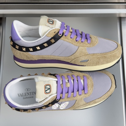 Valentino Sneakers For Women in 221611