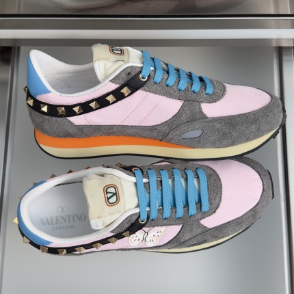 Valentino Sneakers For Women in 221612