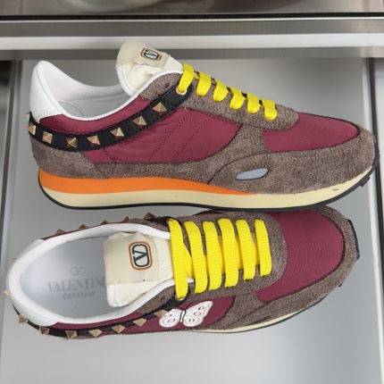 Valentino Sneakers For Women in 221613