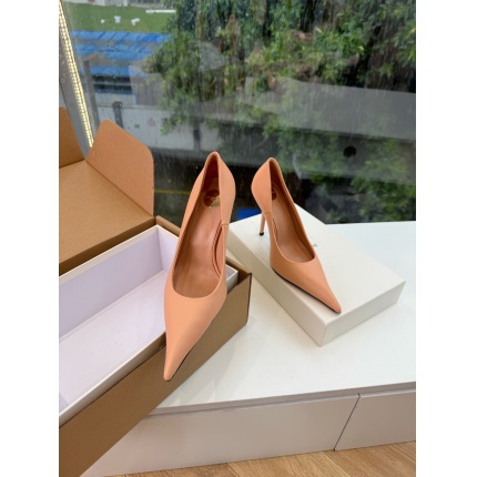 YSL Sandals For Women in 221626